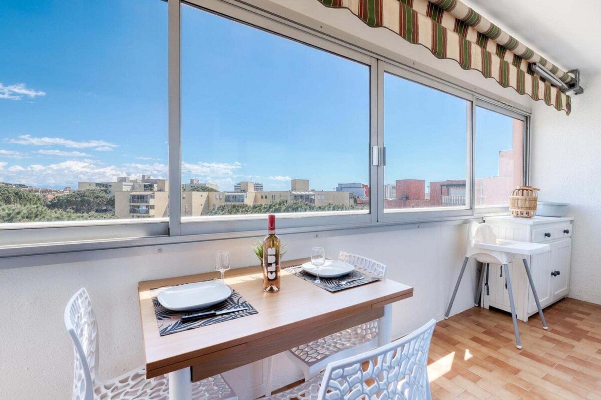 T2 600 M From The Beach! Air-Conditioned 르 라방두 외부 사진