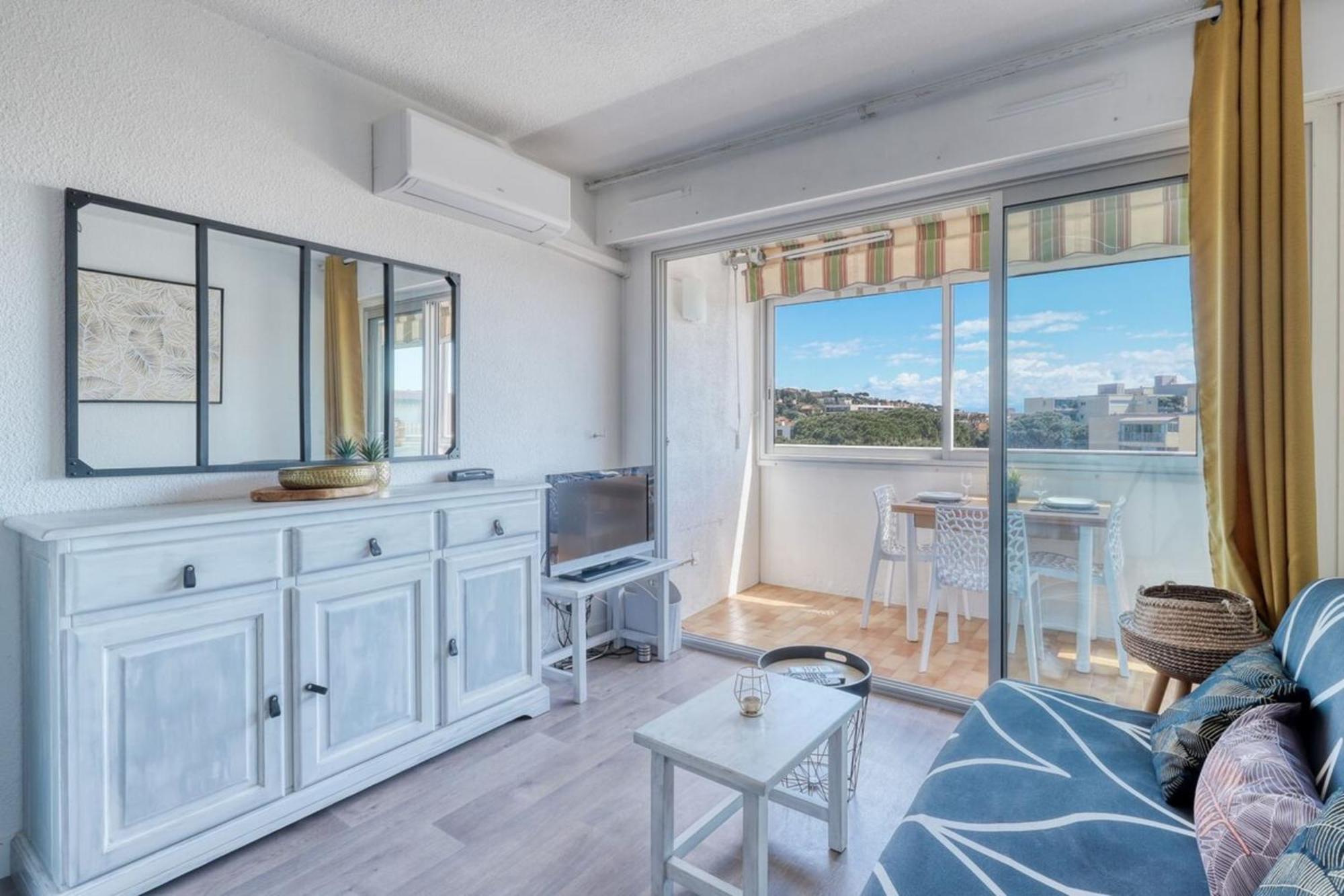 T2 600 M From The Beach! Air-Conditioned 르 라방두 외부 사진